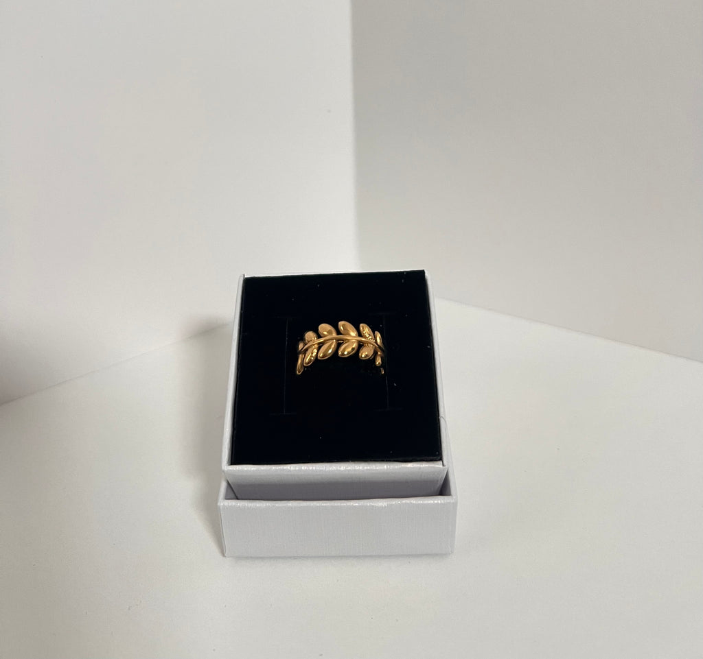 Wild Bloom Ring