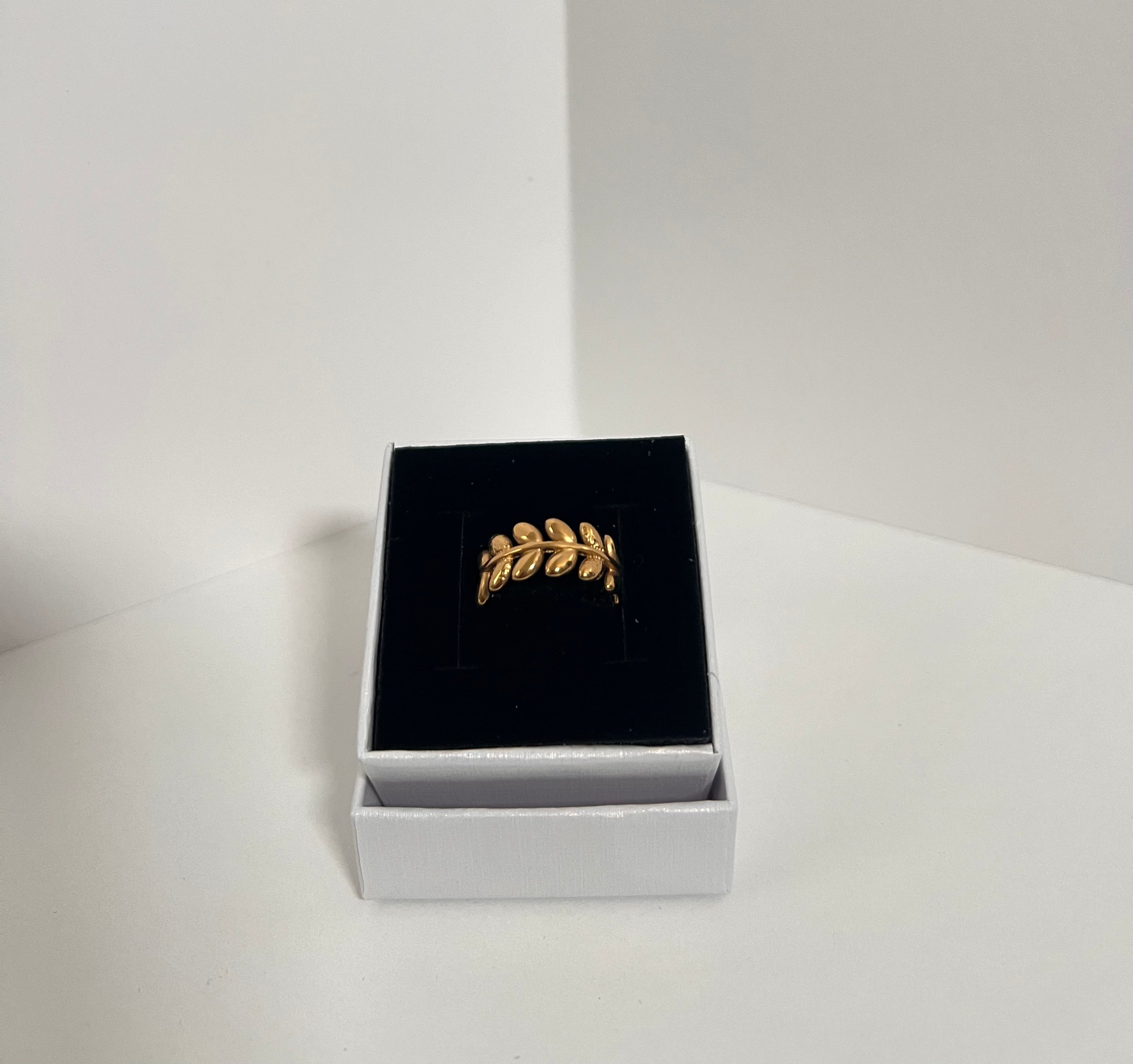 Wild Bloom Ring