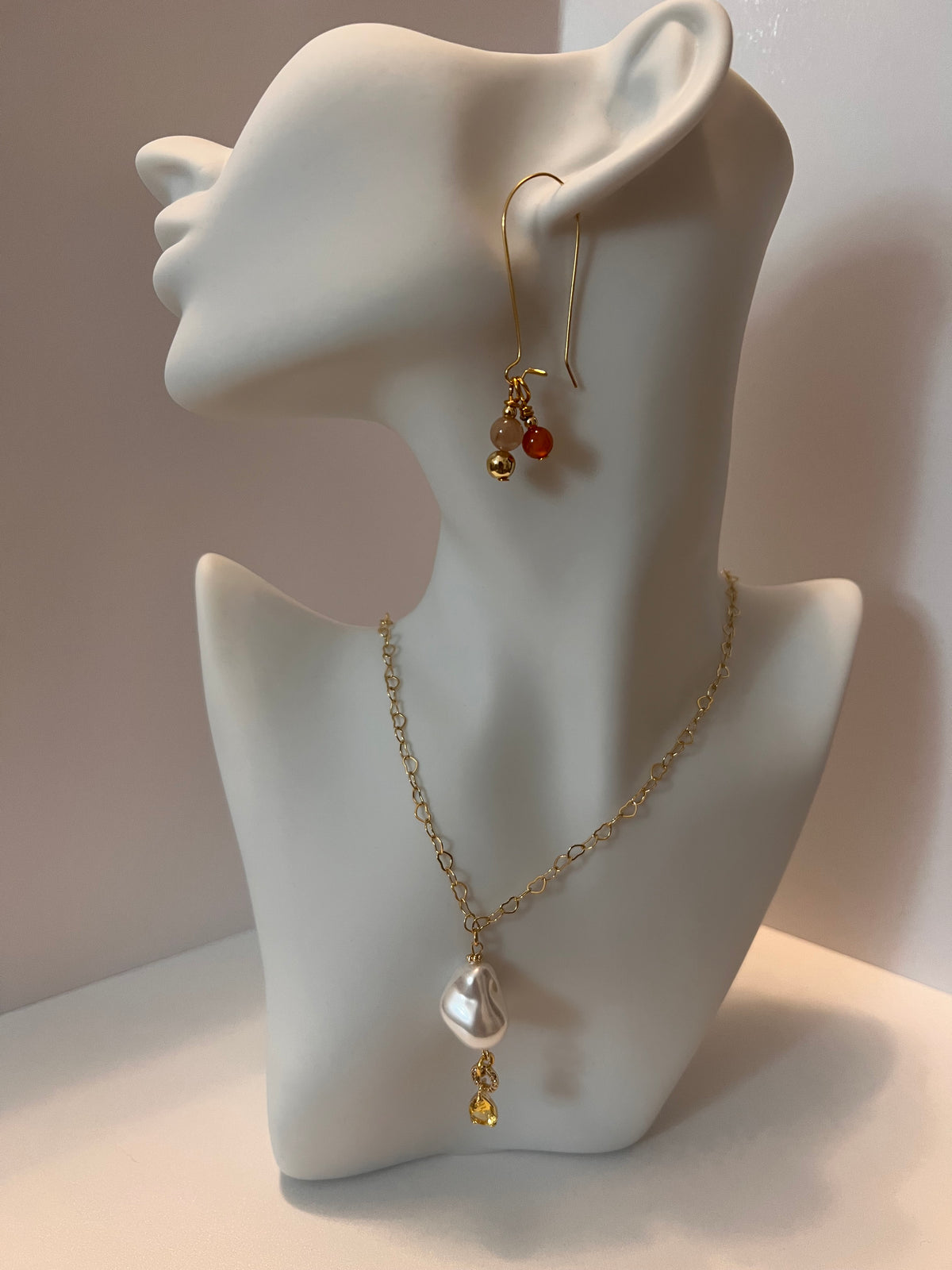 Perfectly Imperfect Peal/Heart Necklace