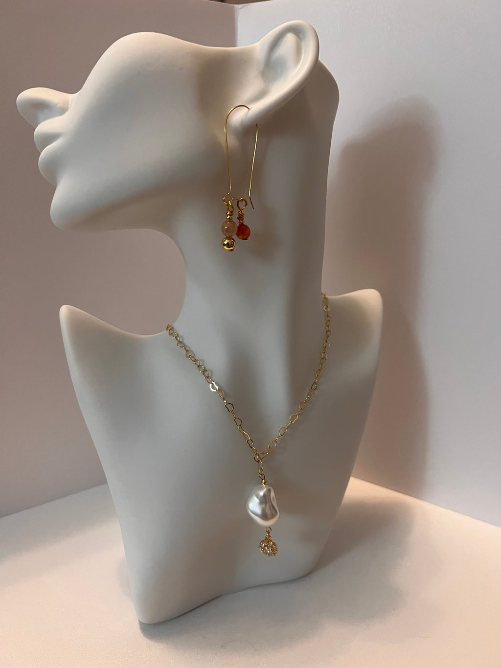 Perfectly Imperfect Peal/Heart Necklace