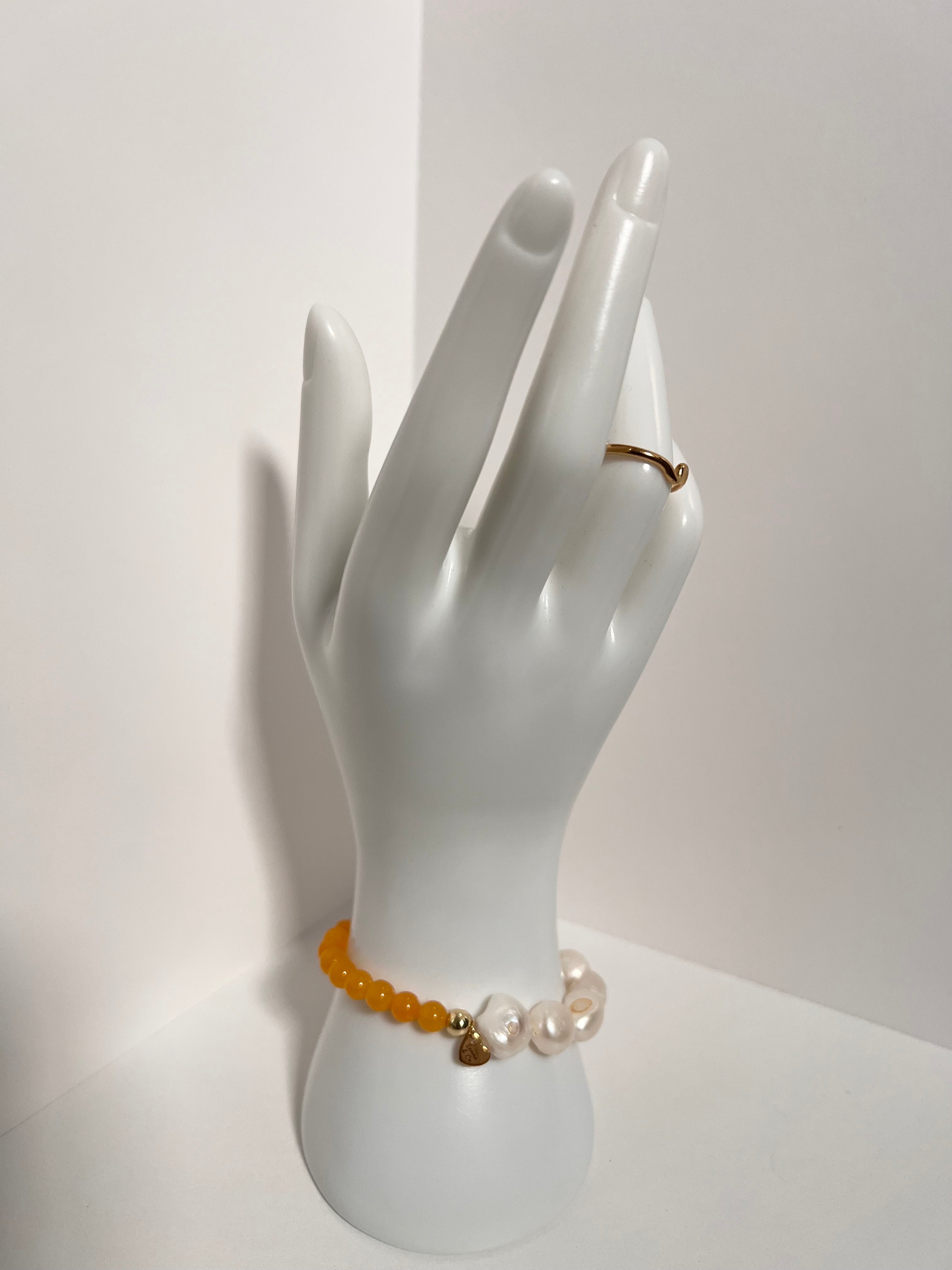 A touch of autumn pearly elegance.